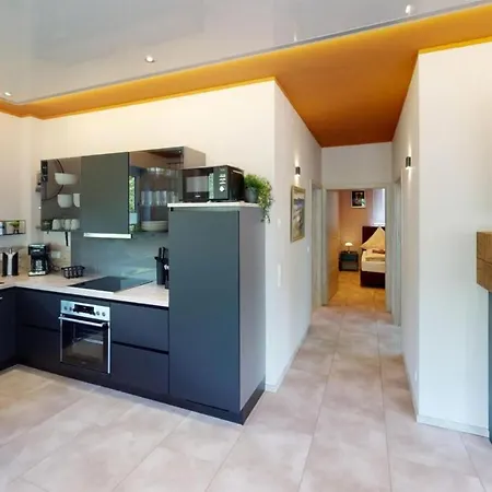 2 Bedroom Gorgeous In Апартаменты Бурген