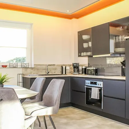 2 Bedroom Gorgeous In Burgen Apartment