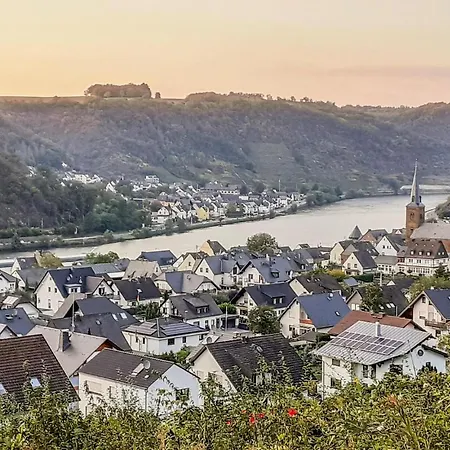 2 Bedroom Gorgeous In Appartement *