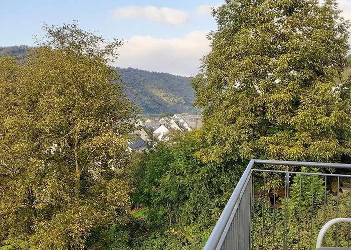 Apartamento 2 Bedroom Gorgeous In Burgen (Mayen-Koblenz)